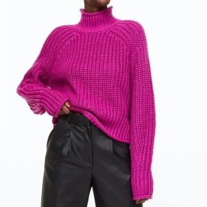 H&M Magenta Chunky Knit Sweater
